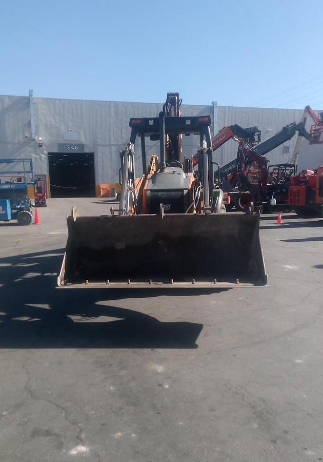 Used 2018 CASE 580N EP