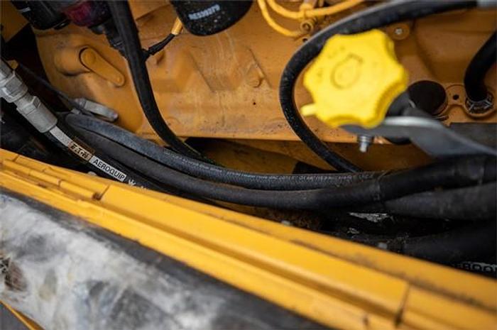 Used 2017 DEERE 544K