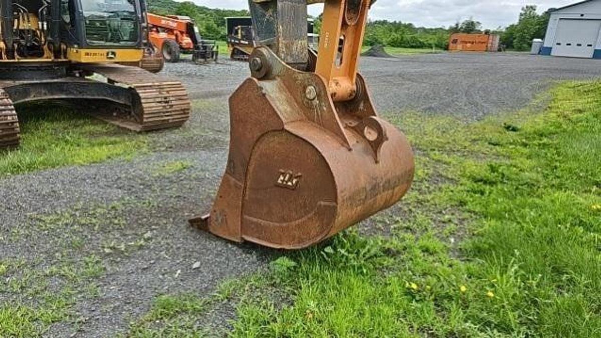 Used 2018 DEERE 210G LC