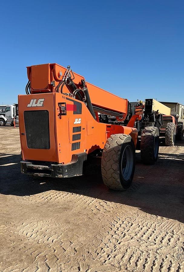 Used 2017 SKY TRAK 10054