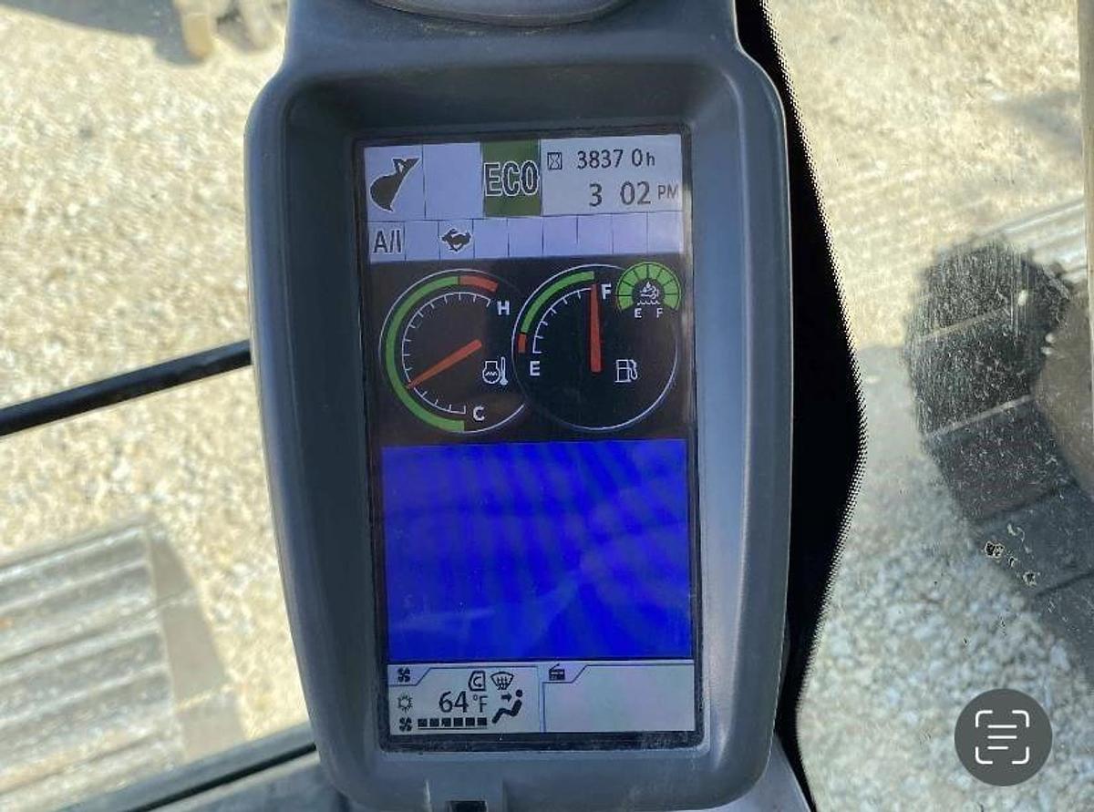 Used 2018 DEERE 210G LC