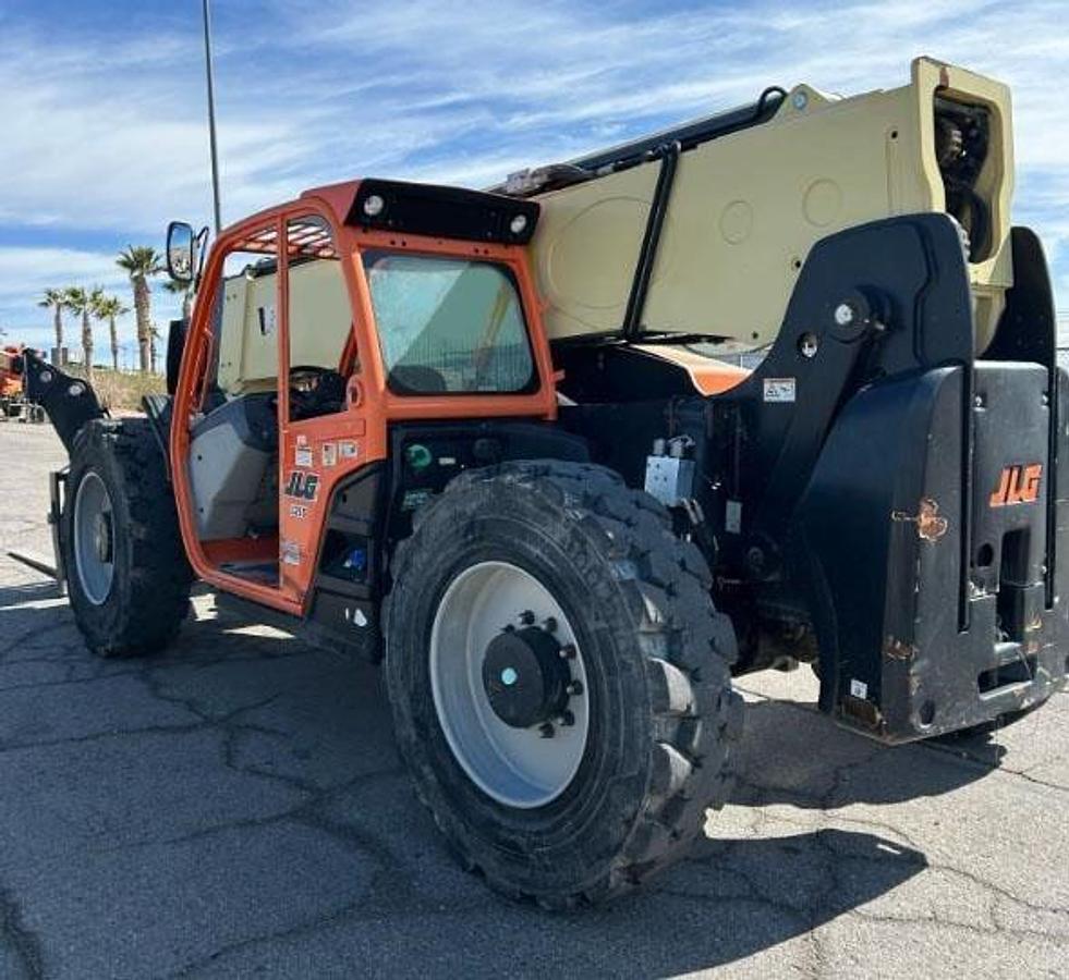 Used 2018 JLG 1255