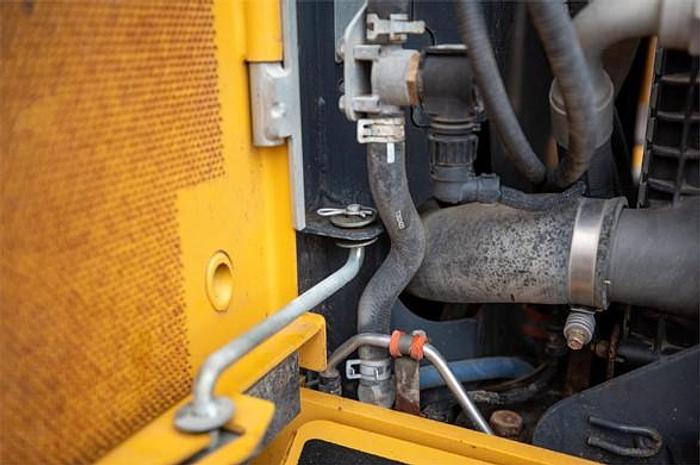 Used 2017 DEERE 544K