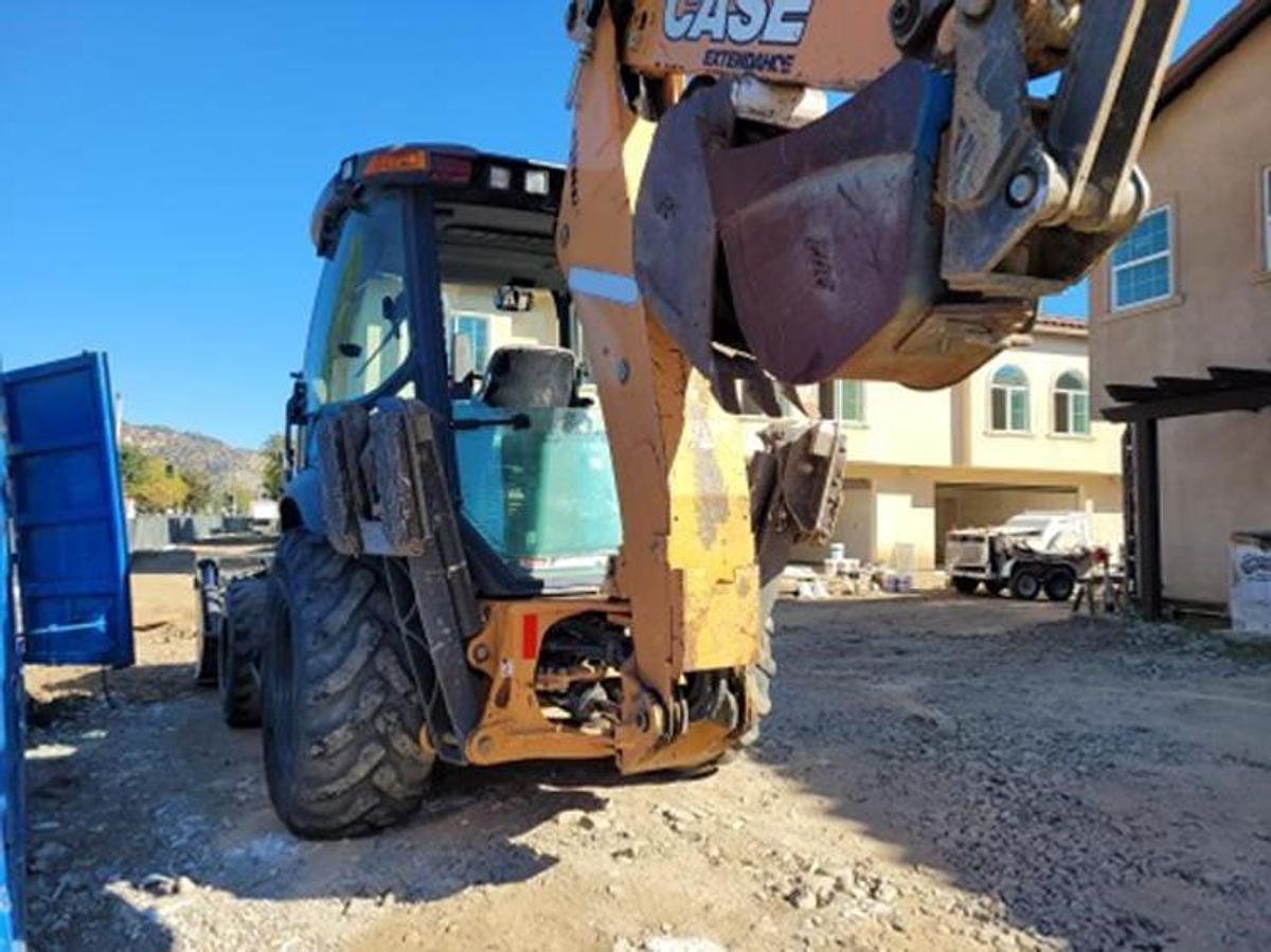 Used 2018 CASE 580N EP