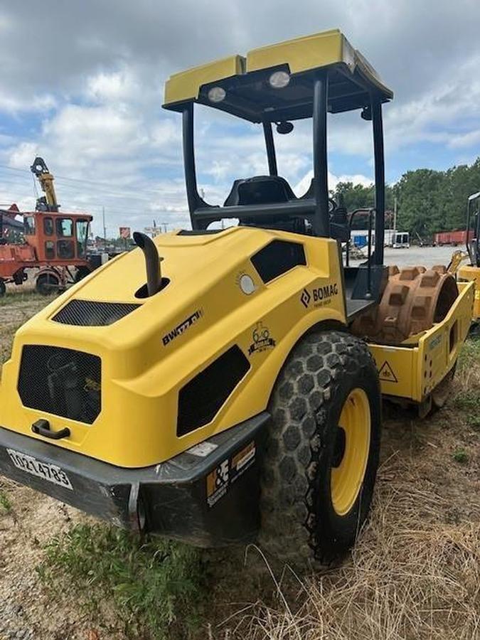 Used 2017 BOMAG BW177D-5