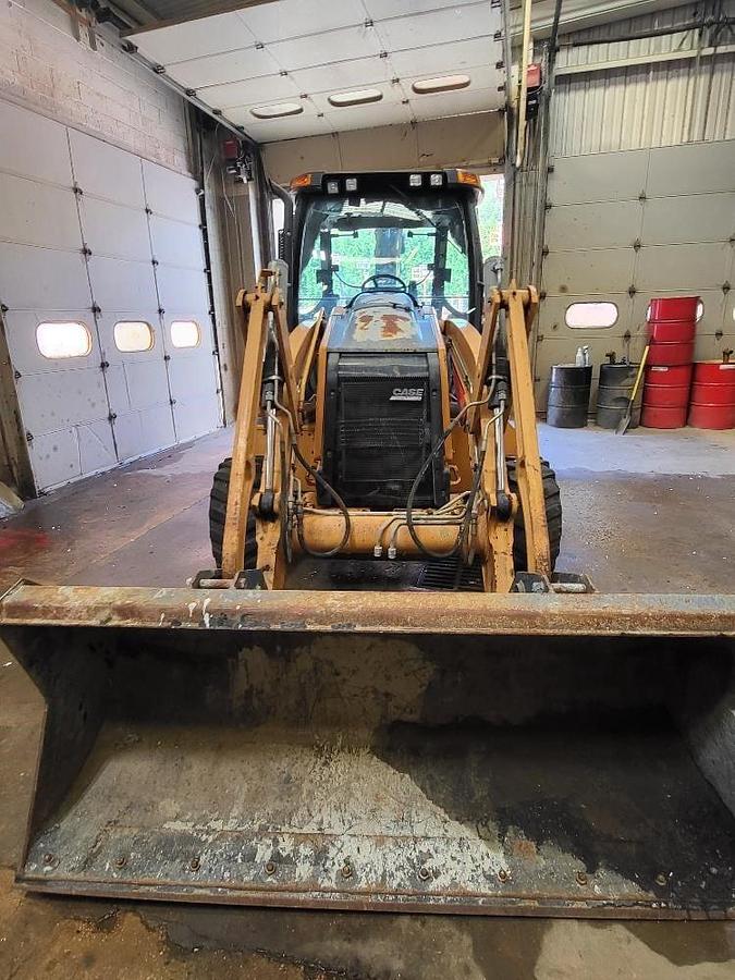 Used 2017 CASE 580SN