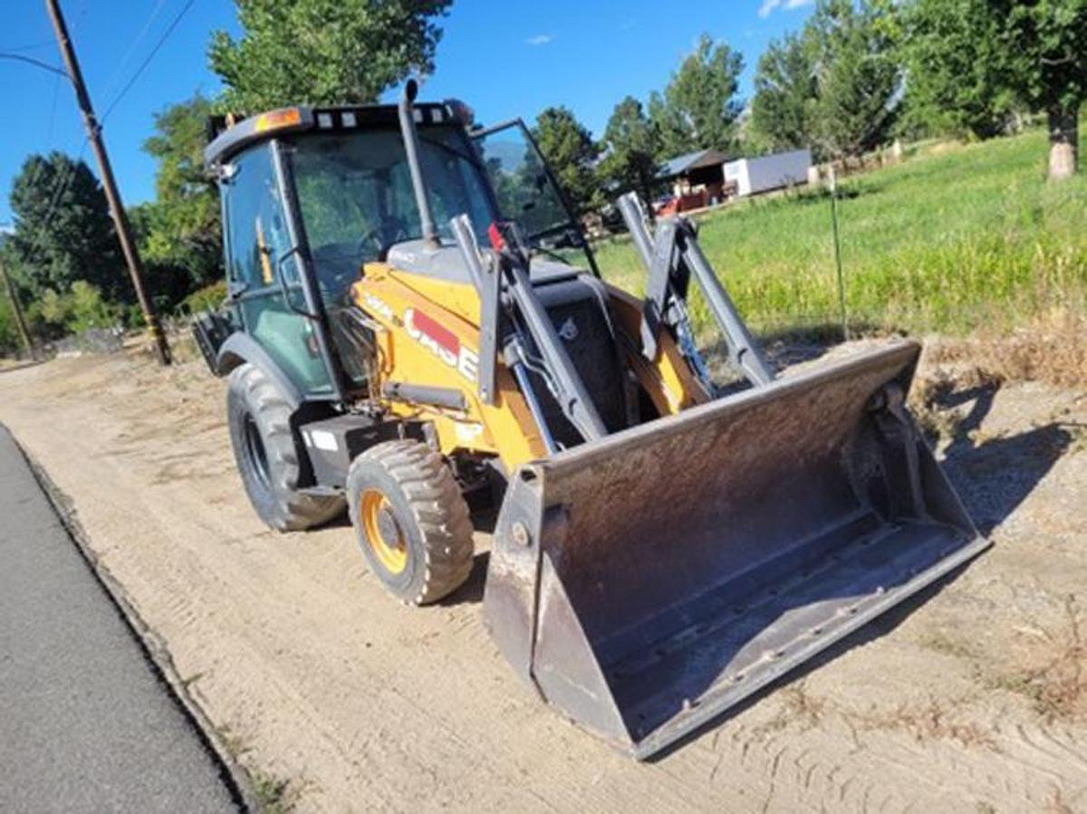 Used 2018 CASE 580N EP