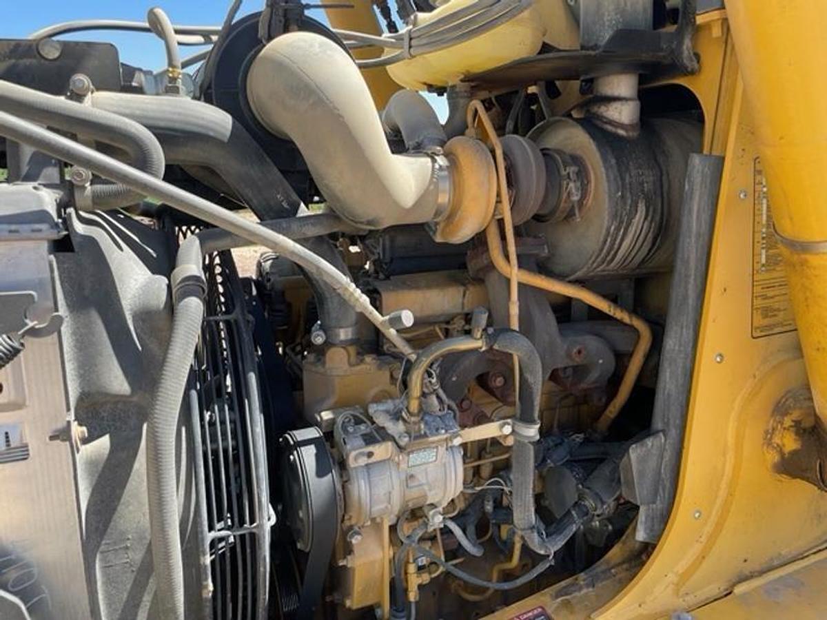 Used 2012 DEERE 410J