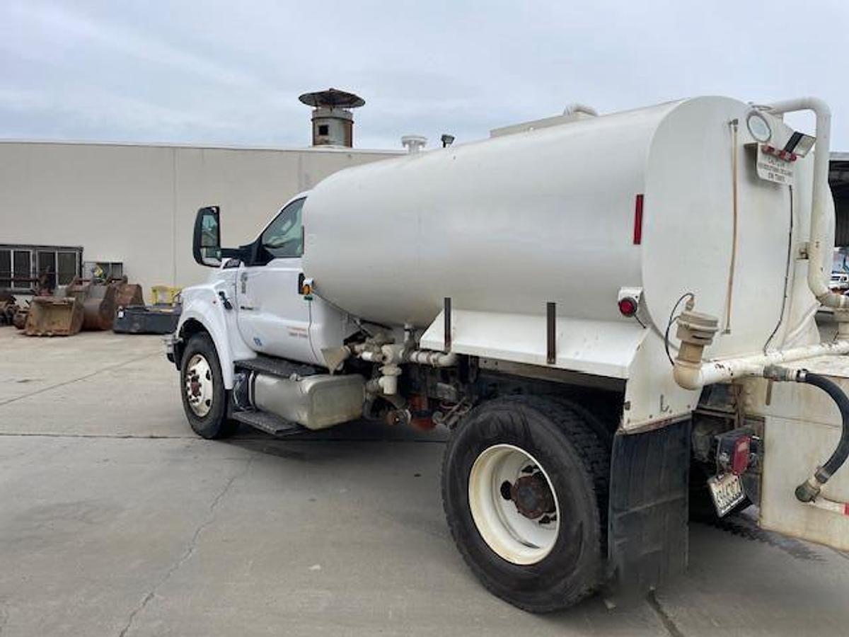 Used 2016 FORD F750 SD