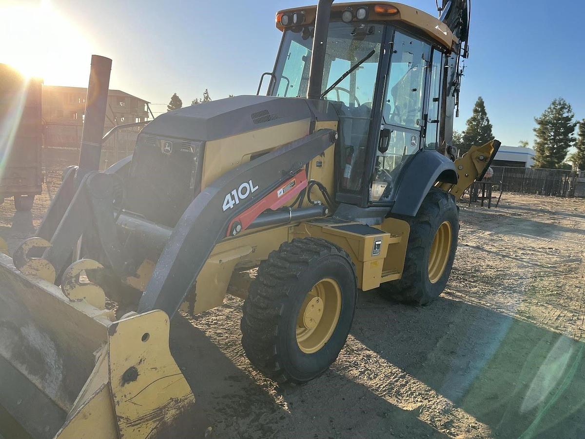 Used 2020 DEERE 410L
