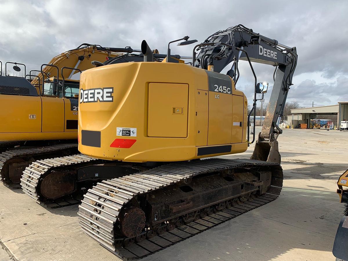 Used 2018 DEERE 245G LC