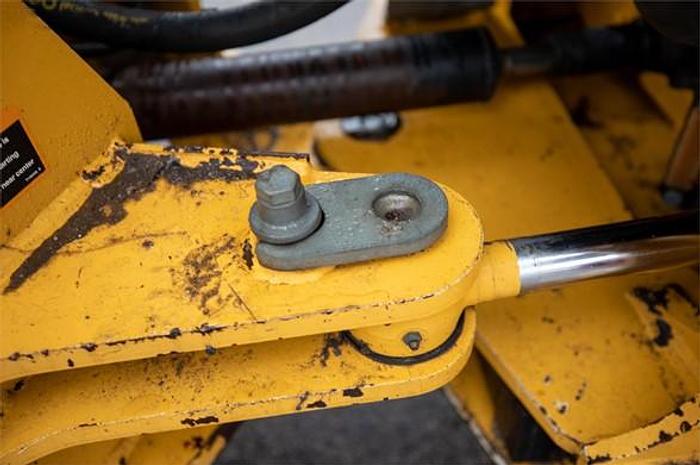Used 2017 DEERE 544K