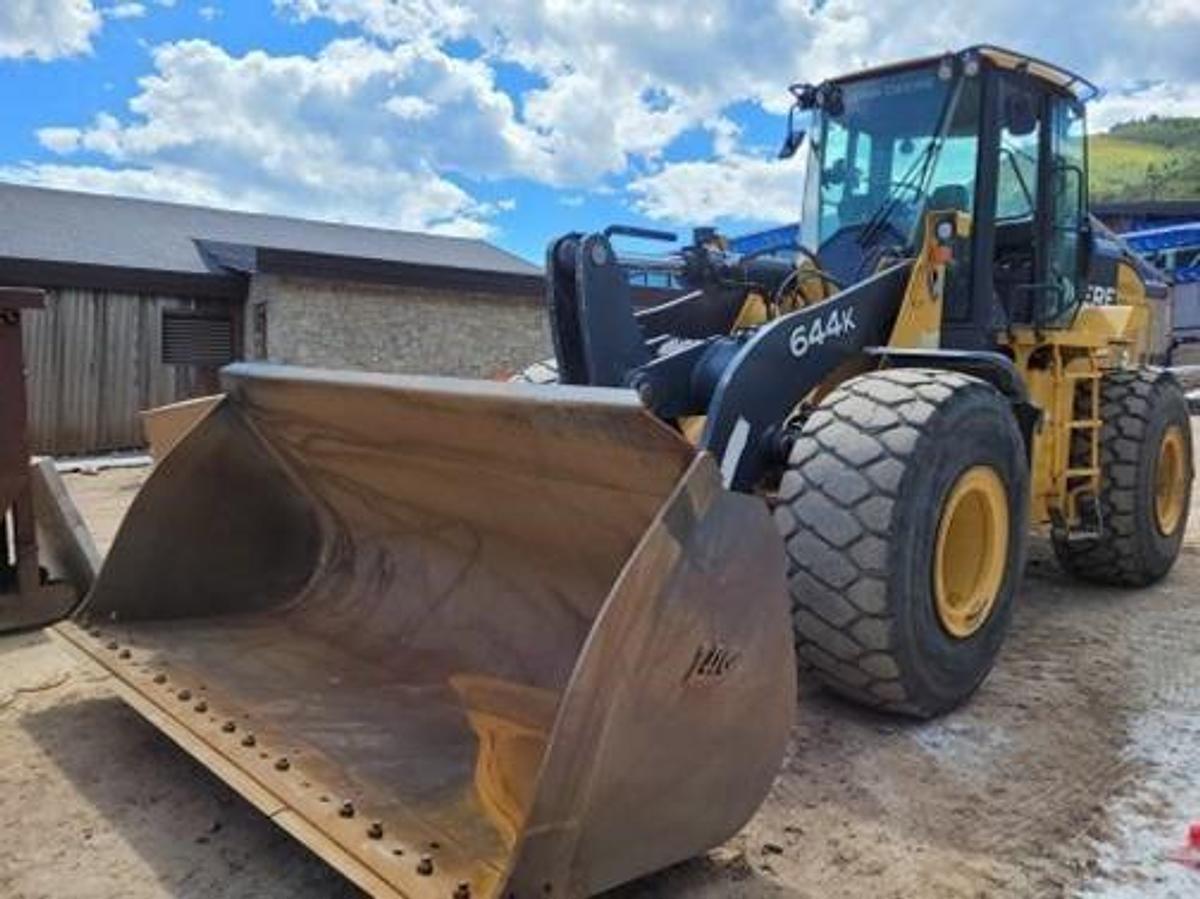 Used 2018 DEERE 644K