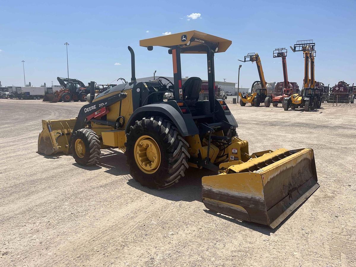 Used 2019 DEERE 210LEP