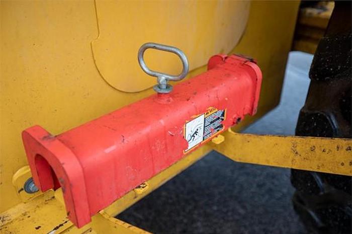 Used 2017 DEERE 544K