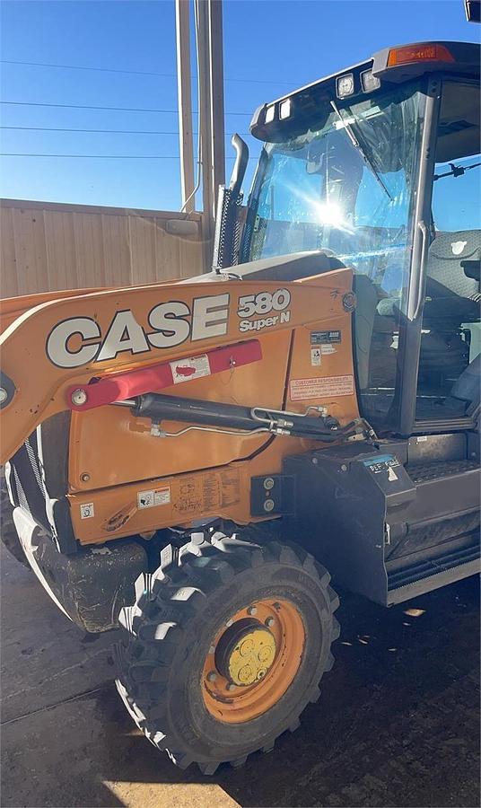 Used 2018 CASE 580SN