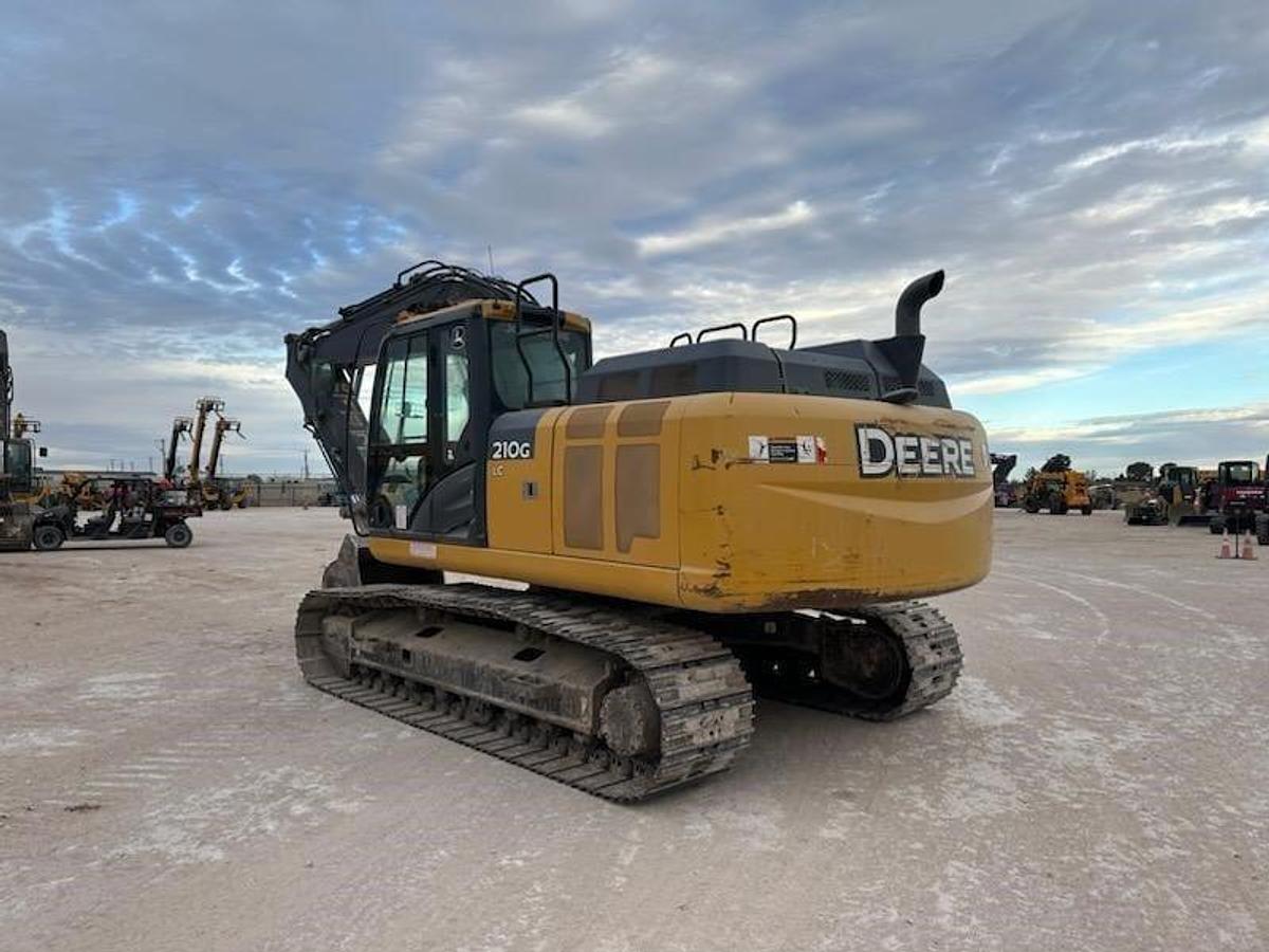 Used 2018 DEERE 210G LC