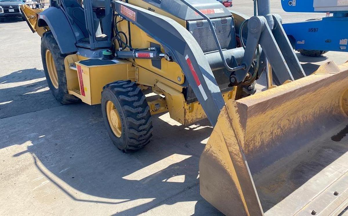 Used 2019 DEERE 310L EP