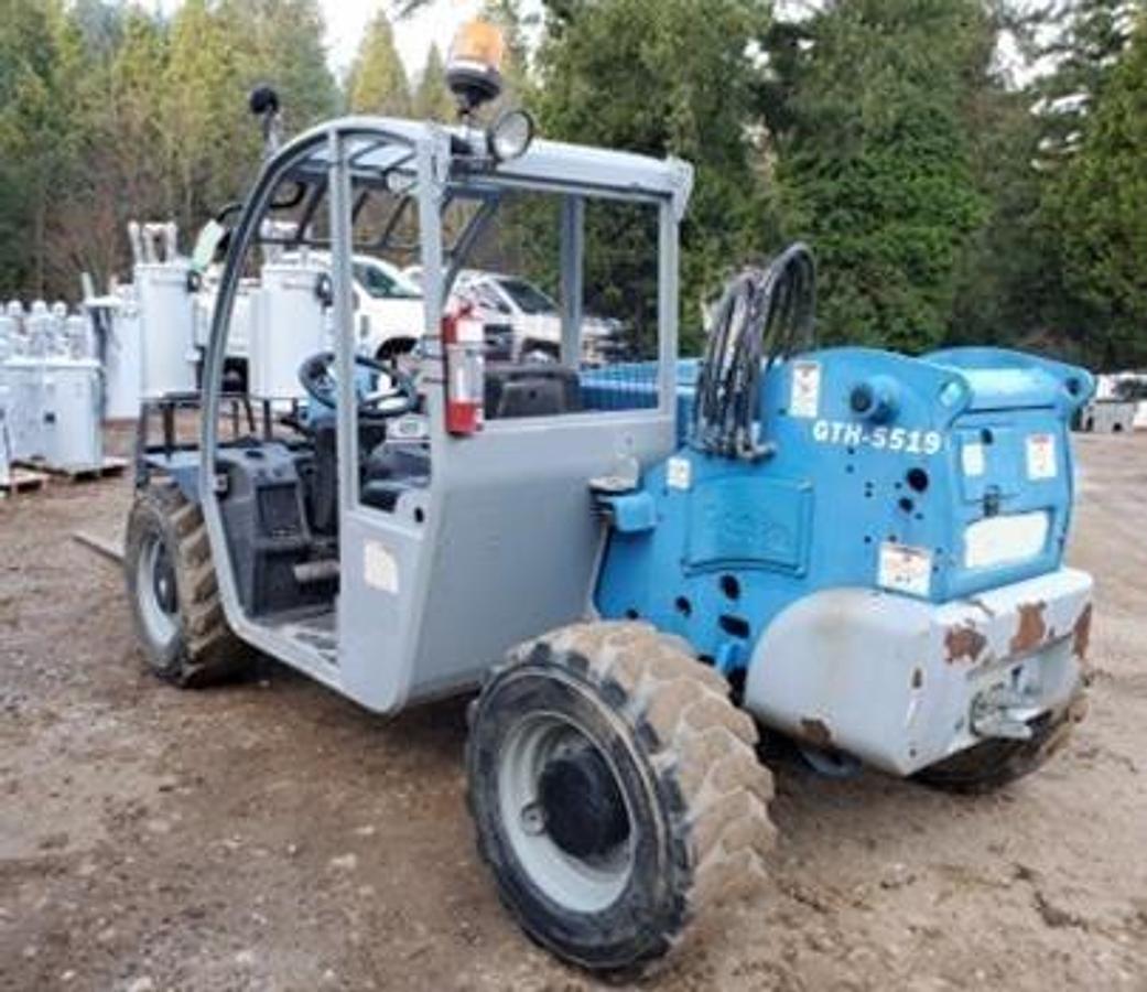 Used 2014 GENIE GTH5519