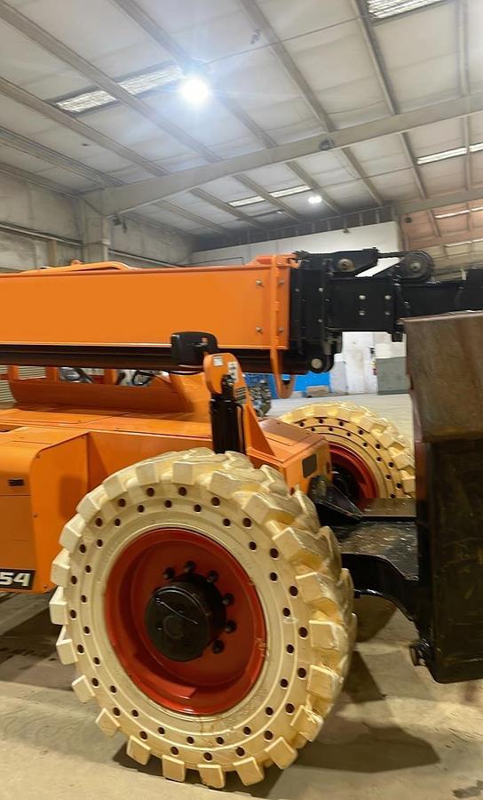 Used 2017 SKY TRAK 10054