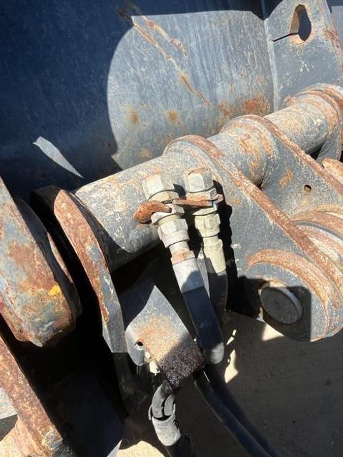 Used 2015 DEERE 544K