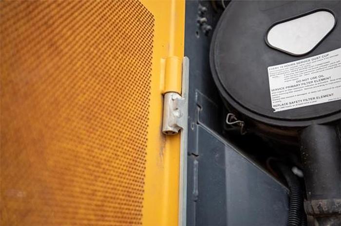 Used 2017 DEERE 544K