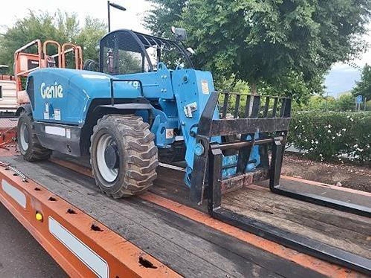 Used 2015 GENIE GTH5519