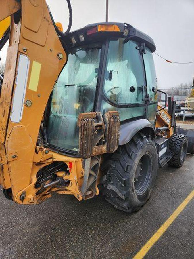 Used 2017 CASE 580N EP