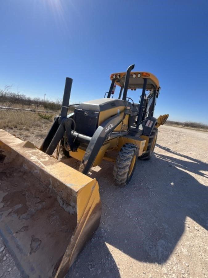 Used 2020 DEERE 410L