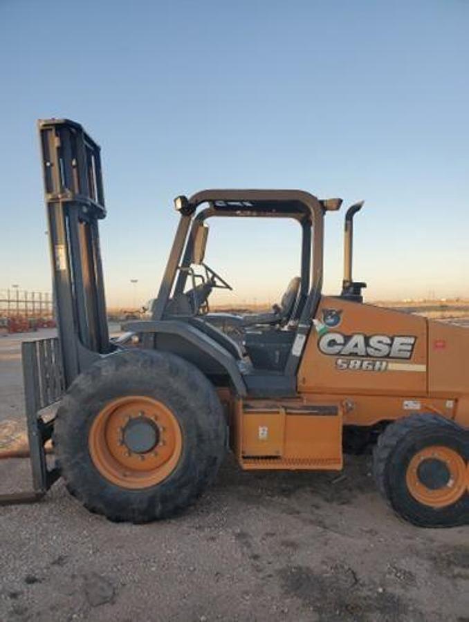 Used 2016 CASE 586H