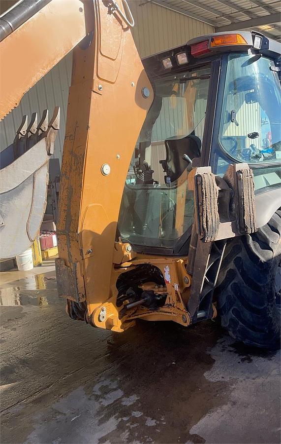 Used 2018 CASE 580SN