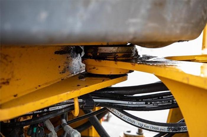 Used 2017 DEERE 544K