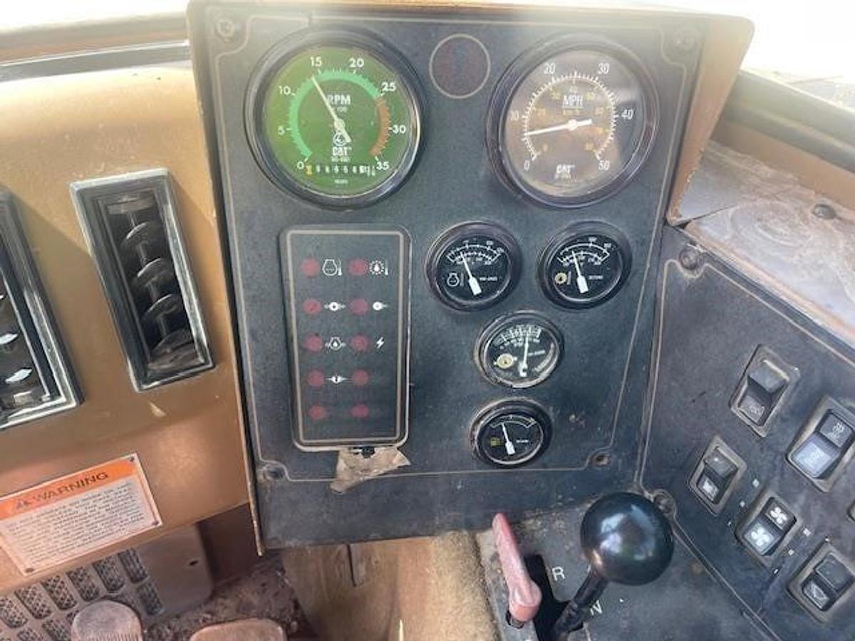 Used 2000 CATERPILLAR 613C