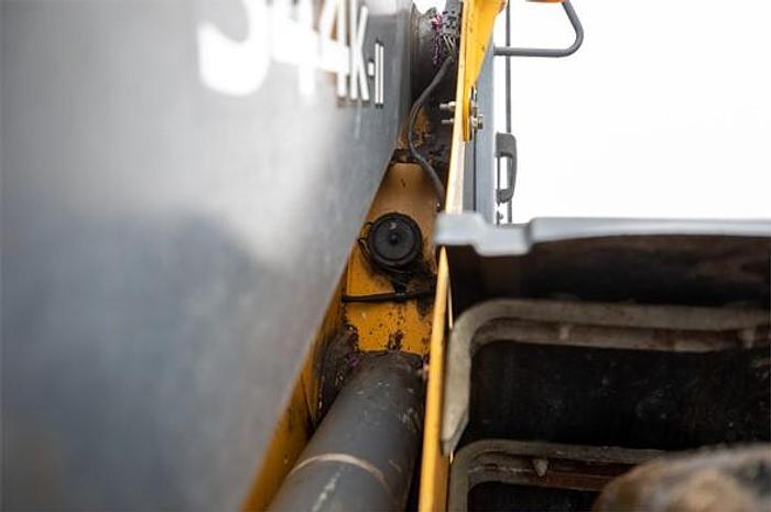 Used 2017 DEERE 544K