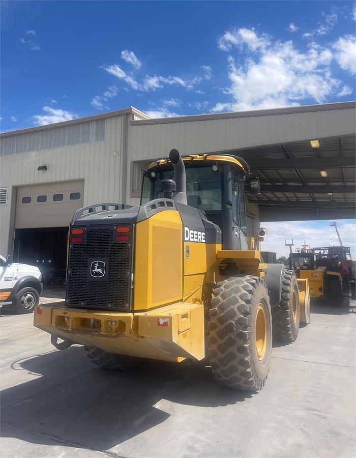 Used 2018 DEERE 544KII