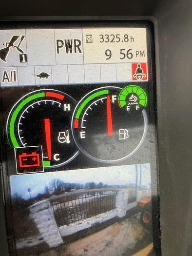 Used 2016 Deere 135G