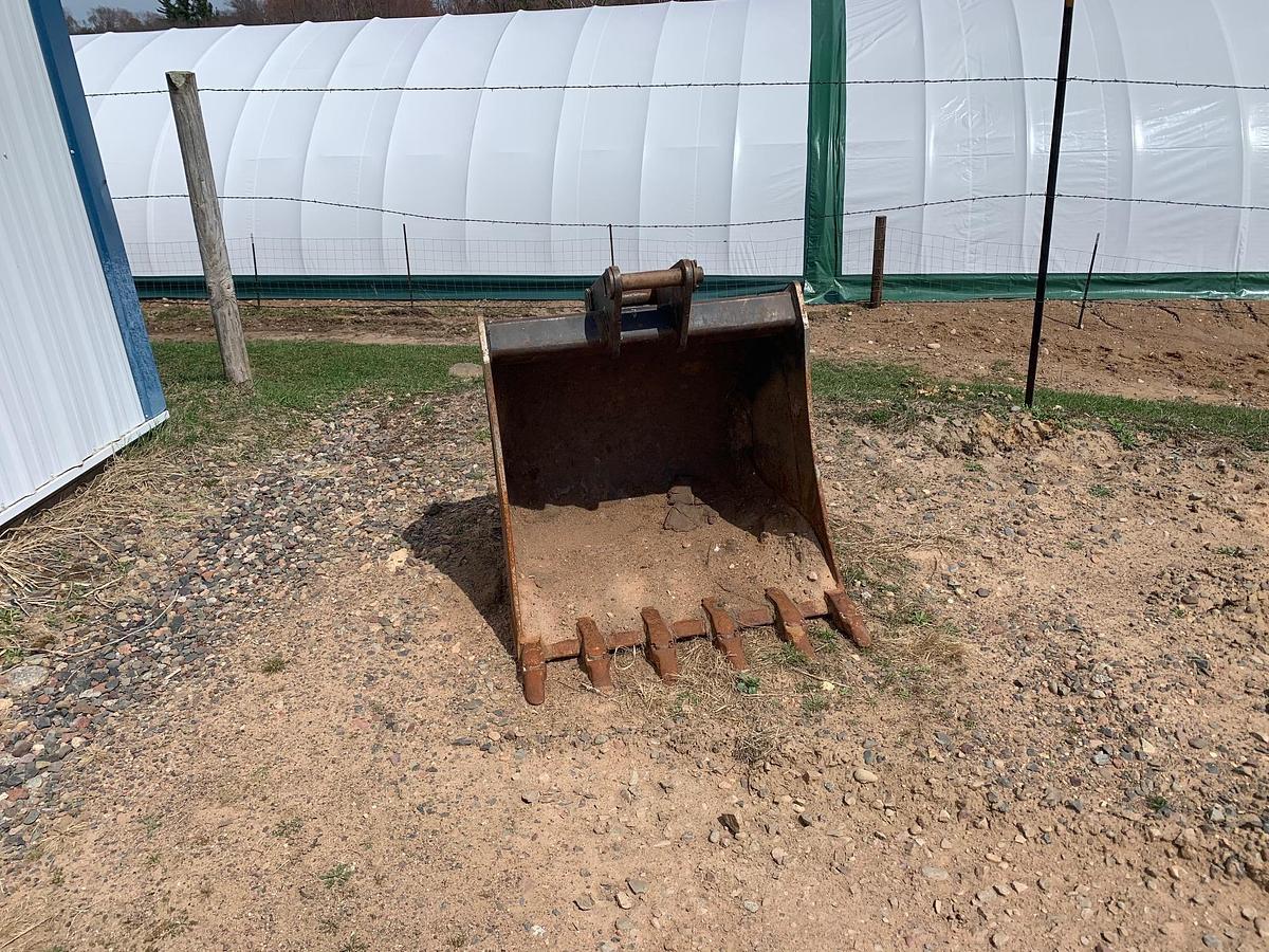 Used 2012 VOLVO BL70B