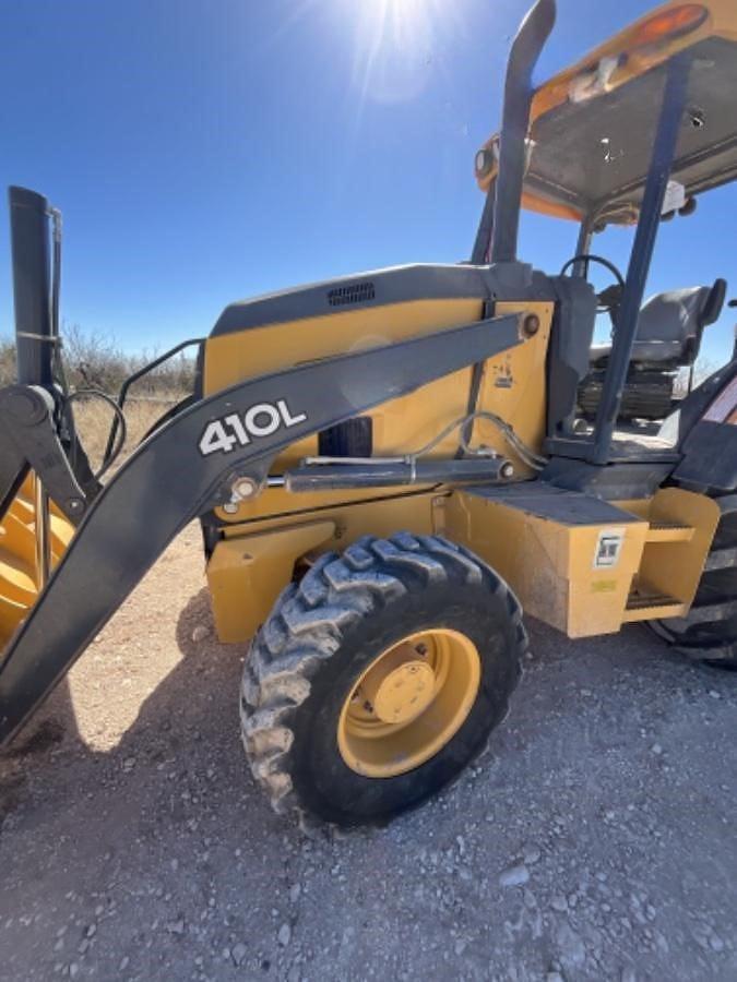 Used 2020 DEERE 410L