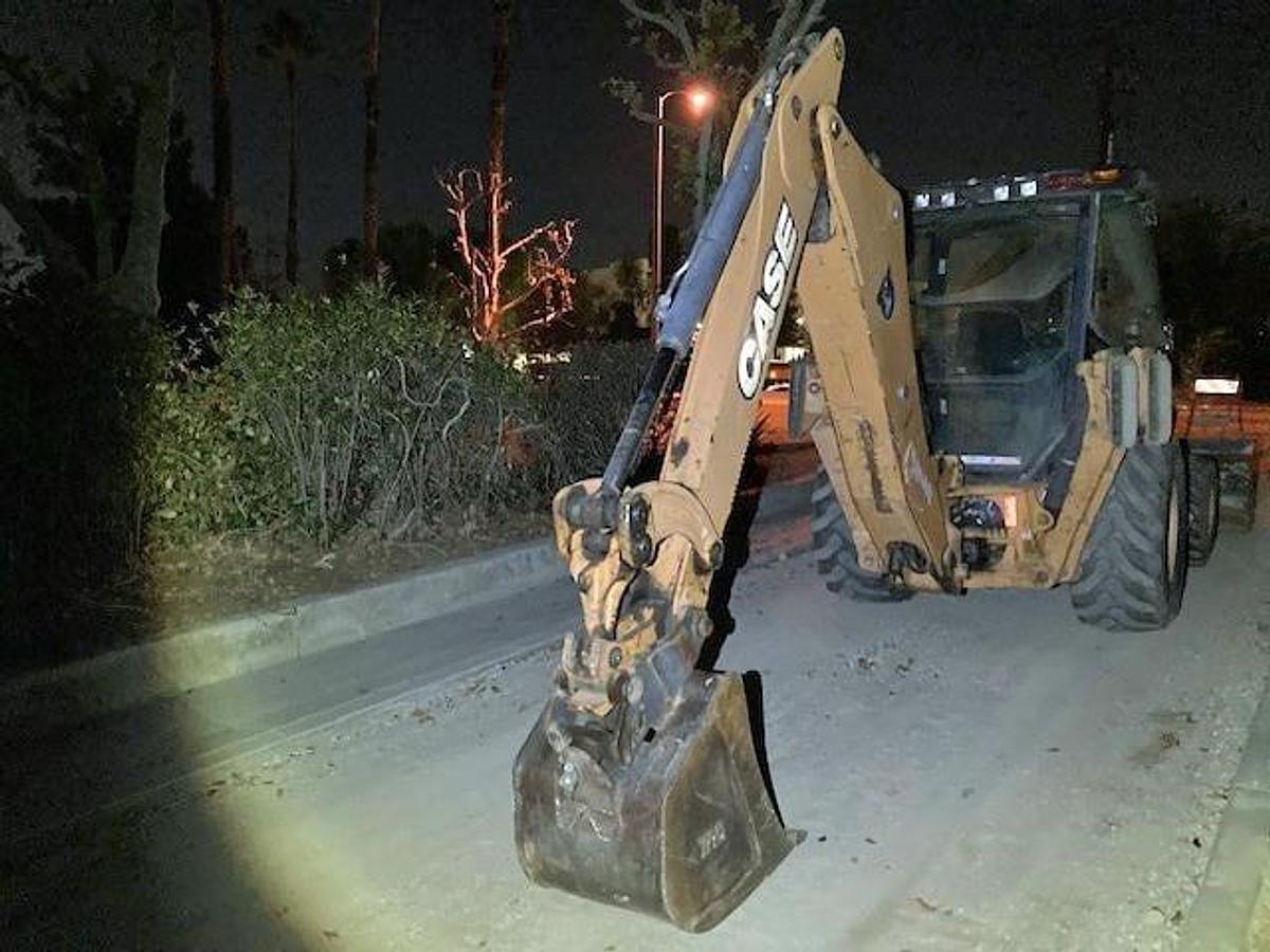 Used 2013 CASE 580SN