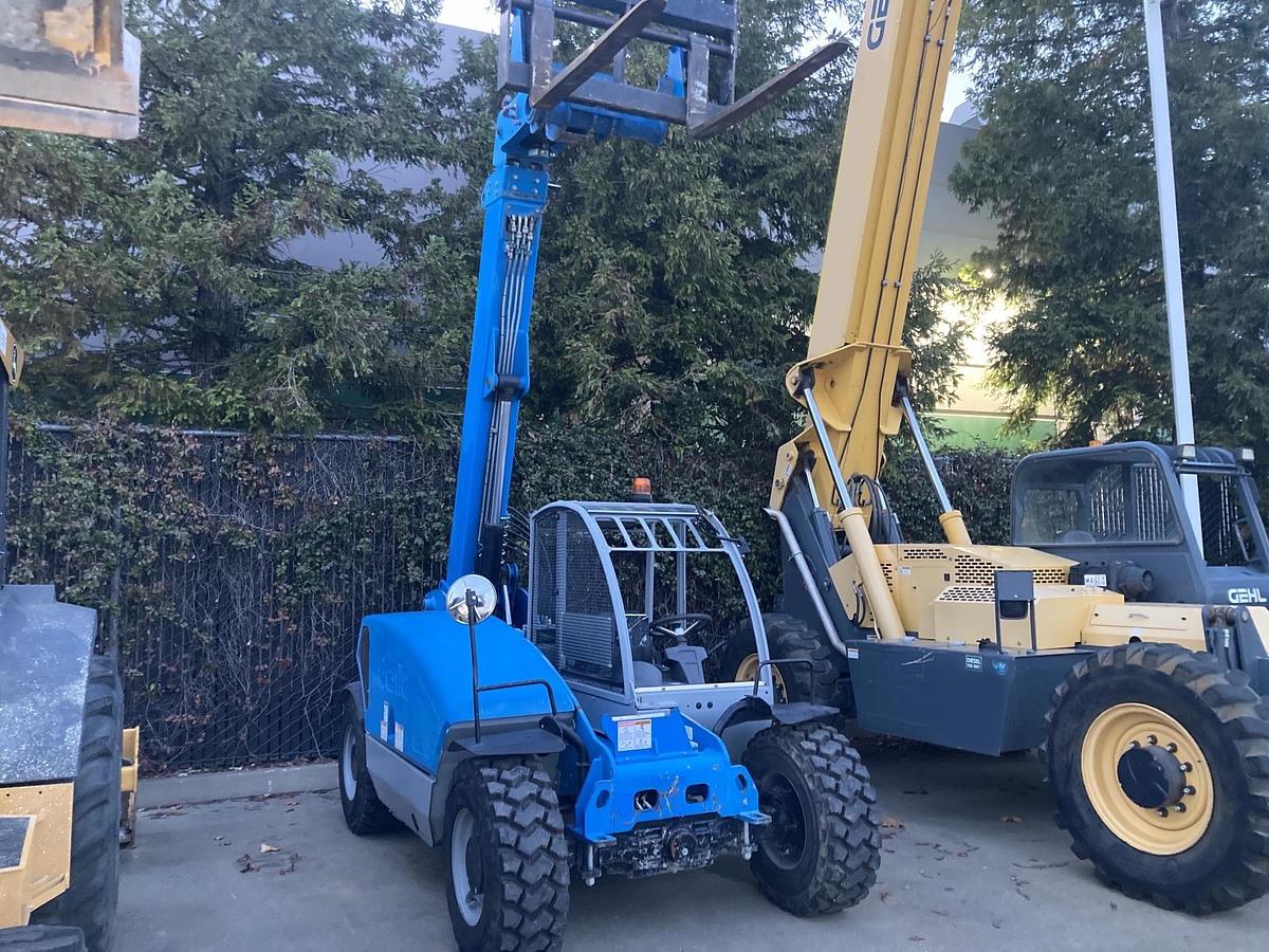 Used 2015 GENIE GTH5519