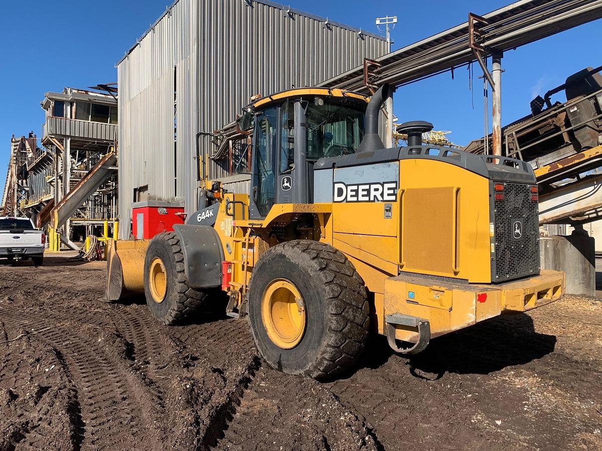 Used 2015 DEERE 644K