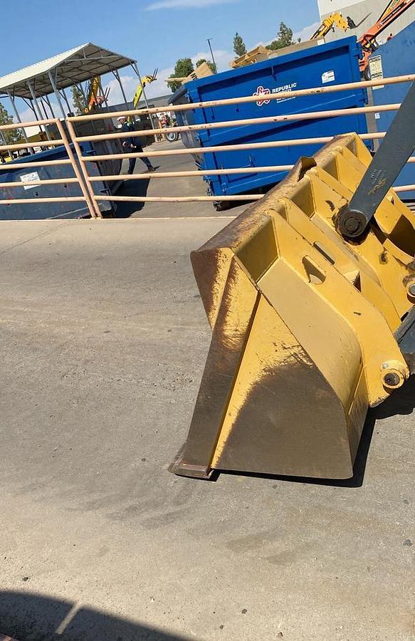 Used 2019 DEERE 310L EP