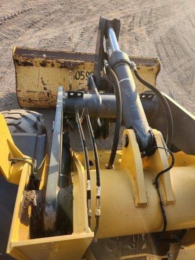 Used 2018 DEERE 544K