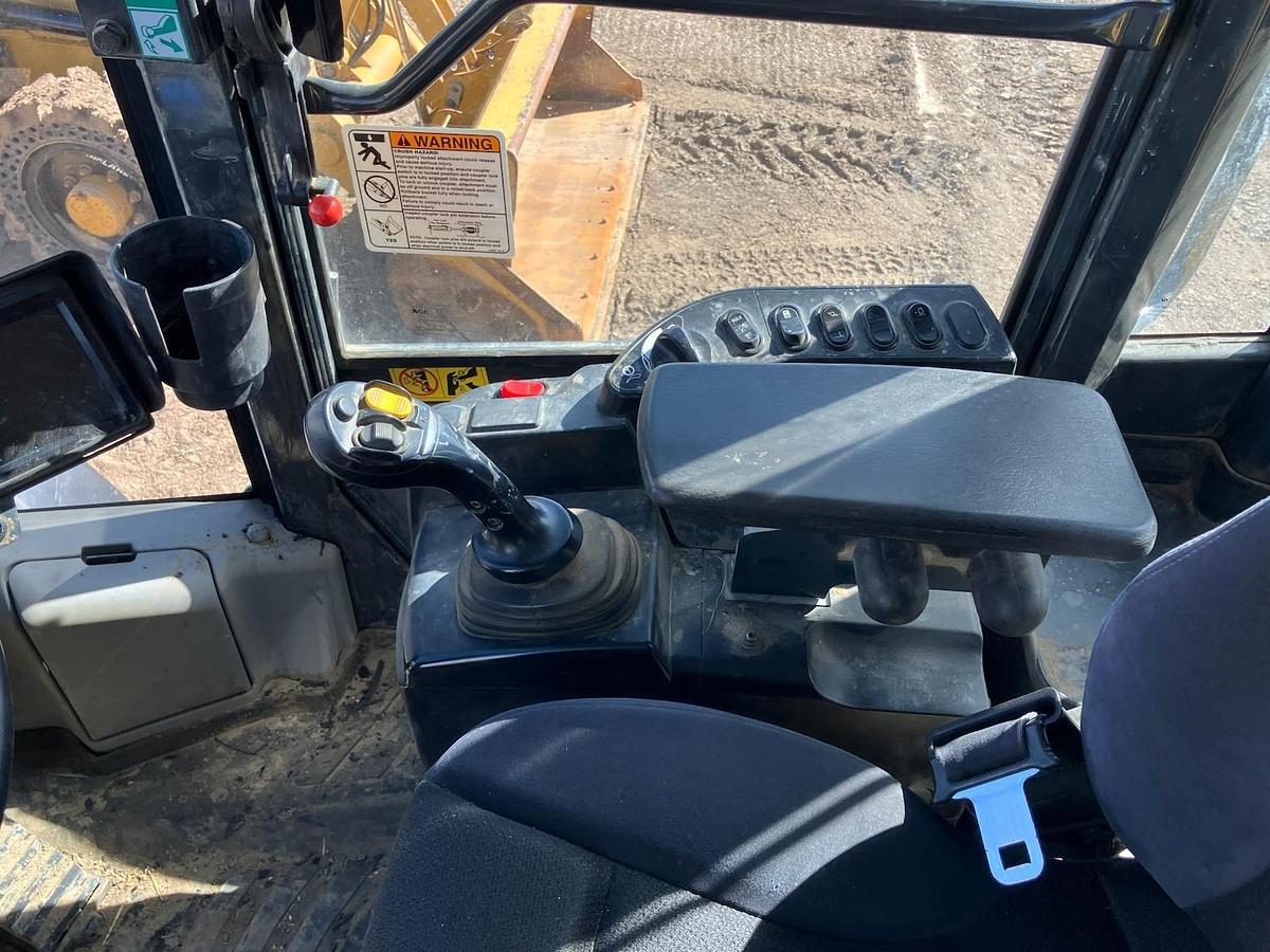 Used 2017 KOMATSU WA270-8