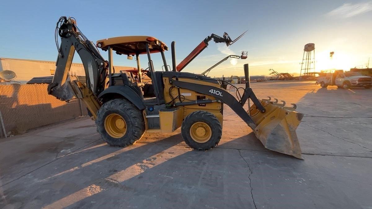 Used 2020 DEERE 410L