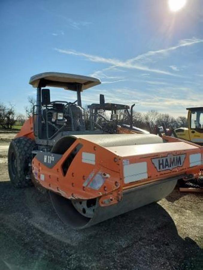 Used 2015 HAMM H11IX