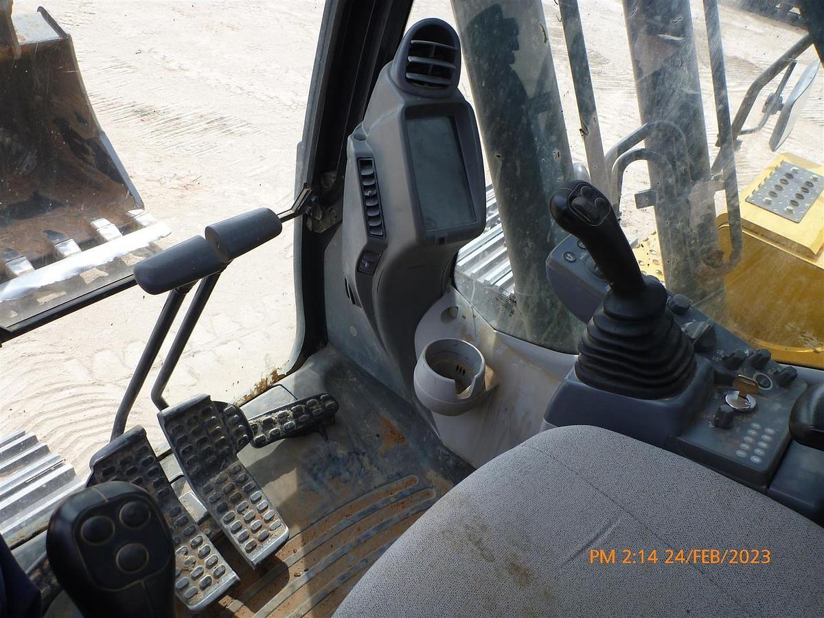 Used 2018 DEERE 210G LC