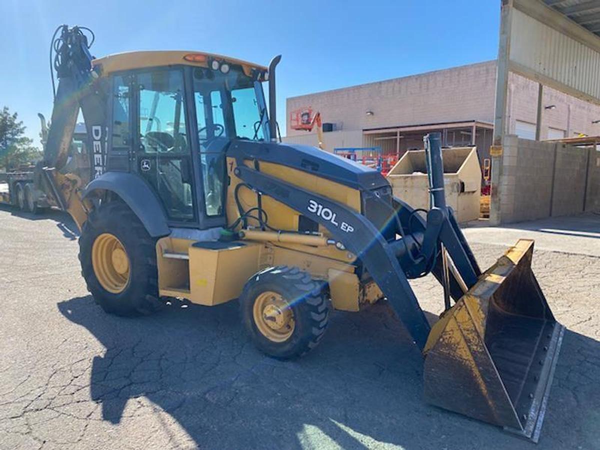 Used 2018 DEERE 310L EP