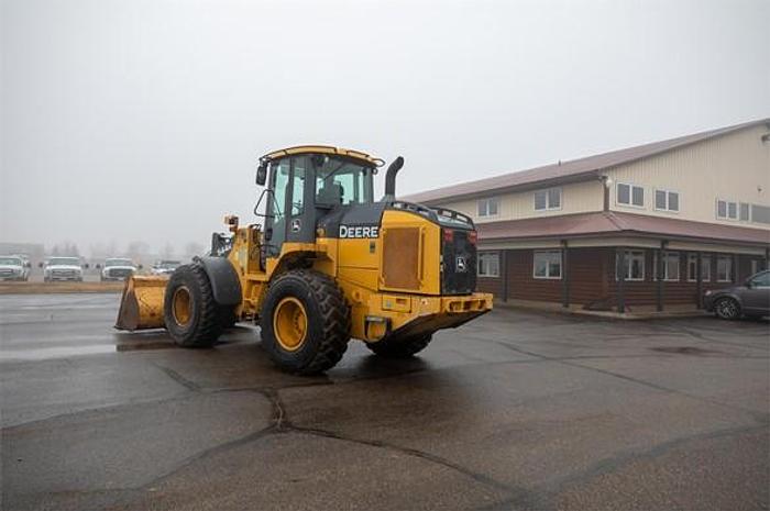 Used 2017 DEERE 544K