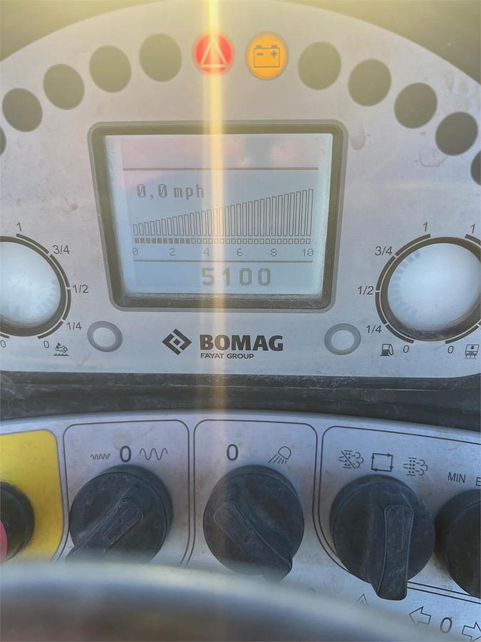 Used 2018 BOMAG BW211D-5